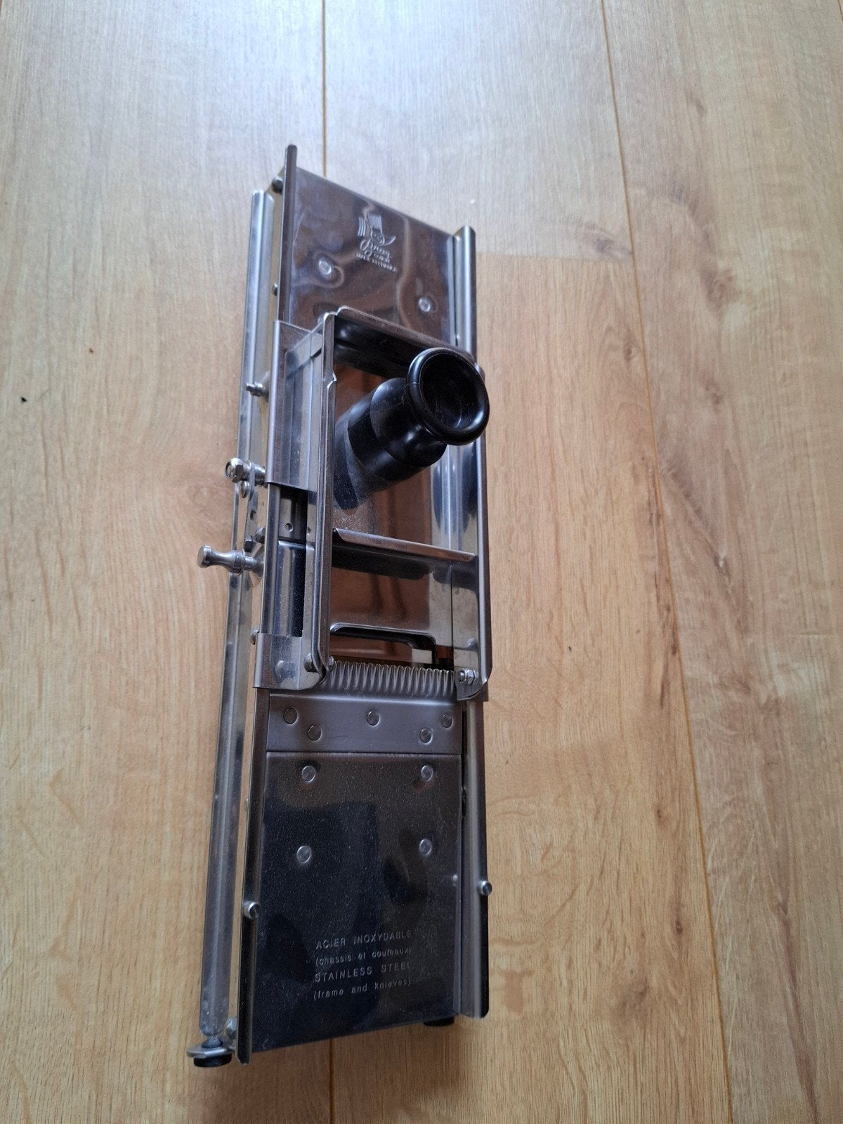 Rvs Bron Mandoline  mandolin van bekende frans merk, Zilver, Ophalen of Verzenden, Zo goed als nieuw, Overige materialen
