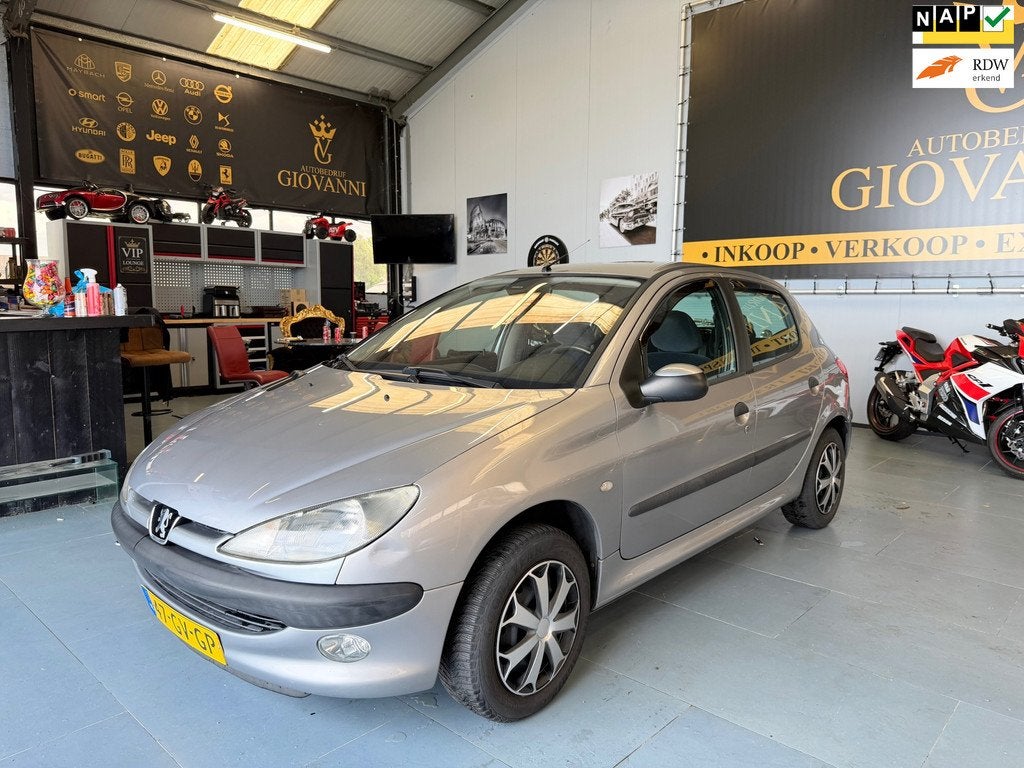 Peugeot 206 1.4 Gentry inruil mogelijk, Auto's, Voorwielaandrijving, 4 cilinders, Origineel Nederlands, Bedrijf