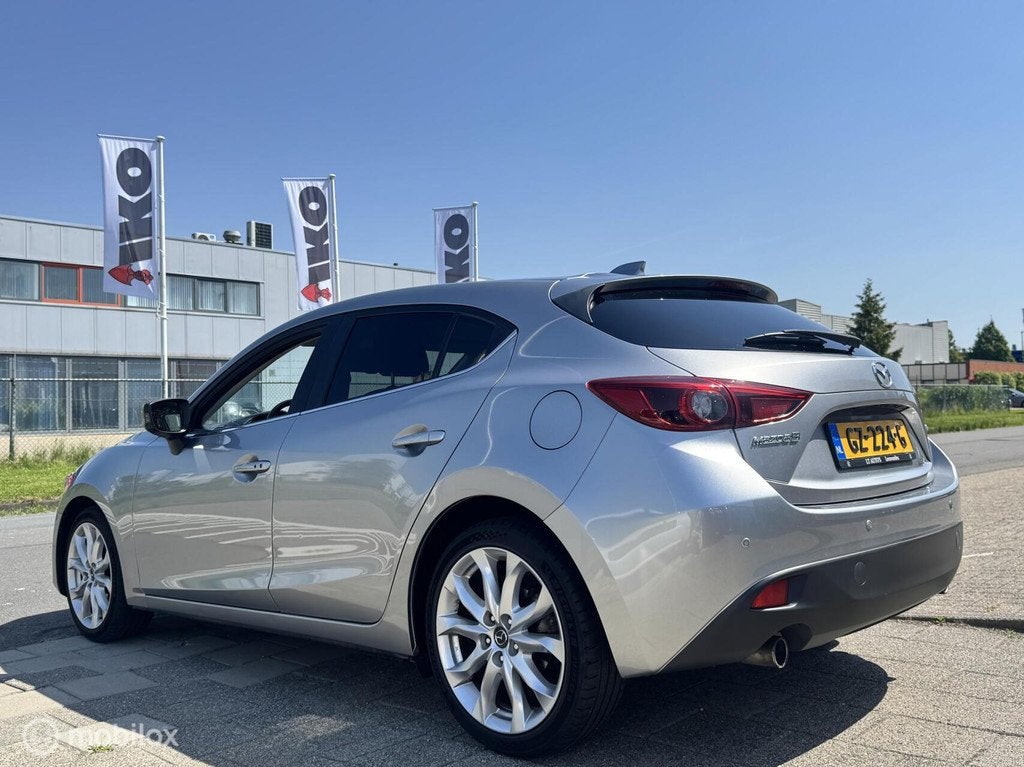 Mazda 3 2.0 GT-M|Head-up Xenon LED Keyless Bose, Auto's, Mazda, Voorwielaandrijving, 4 cilinders, Bedrijf, Handgeschakeld