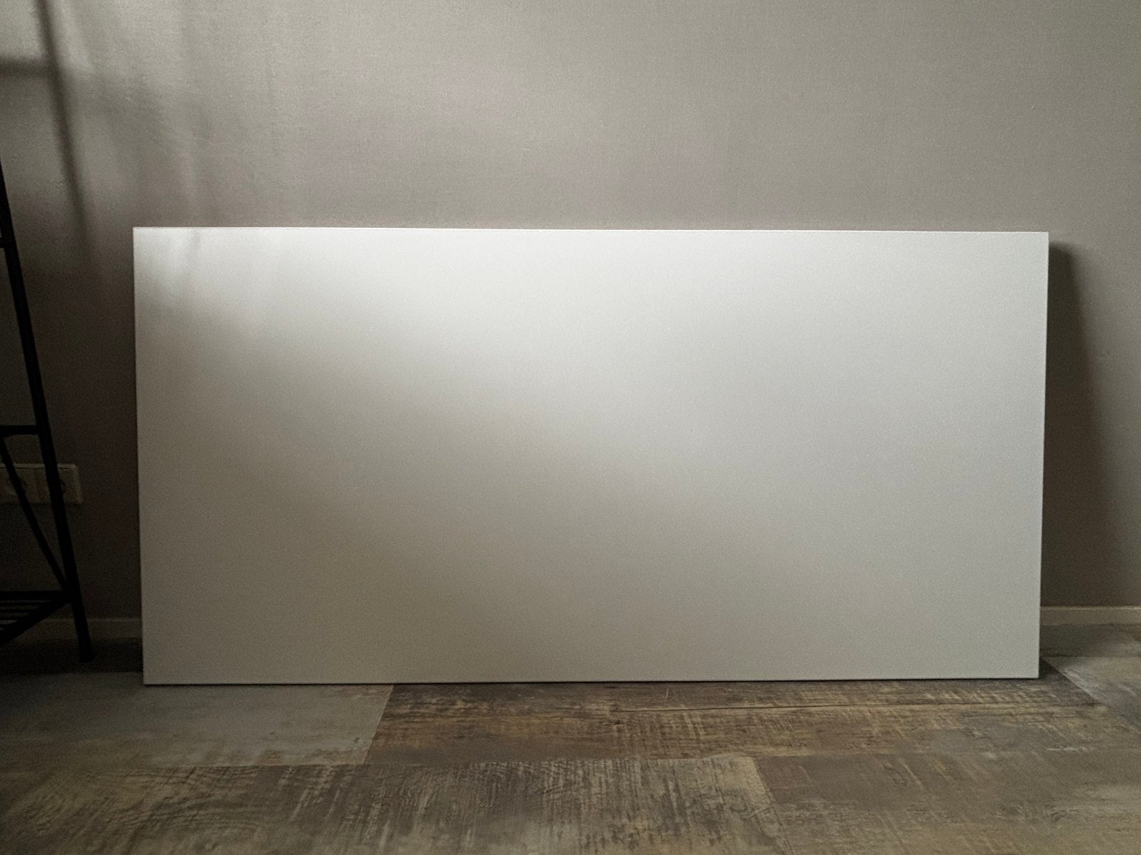 Bureau met verstelbare poten, Huis en Inrichting, Bureaus, Gebruikt, Hout, IKEA, Computerbureau