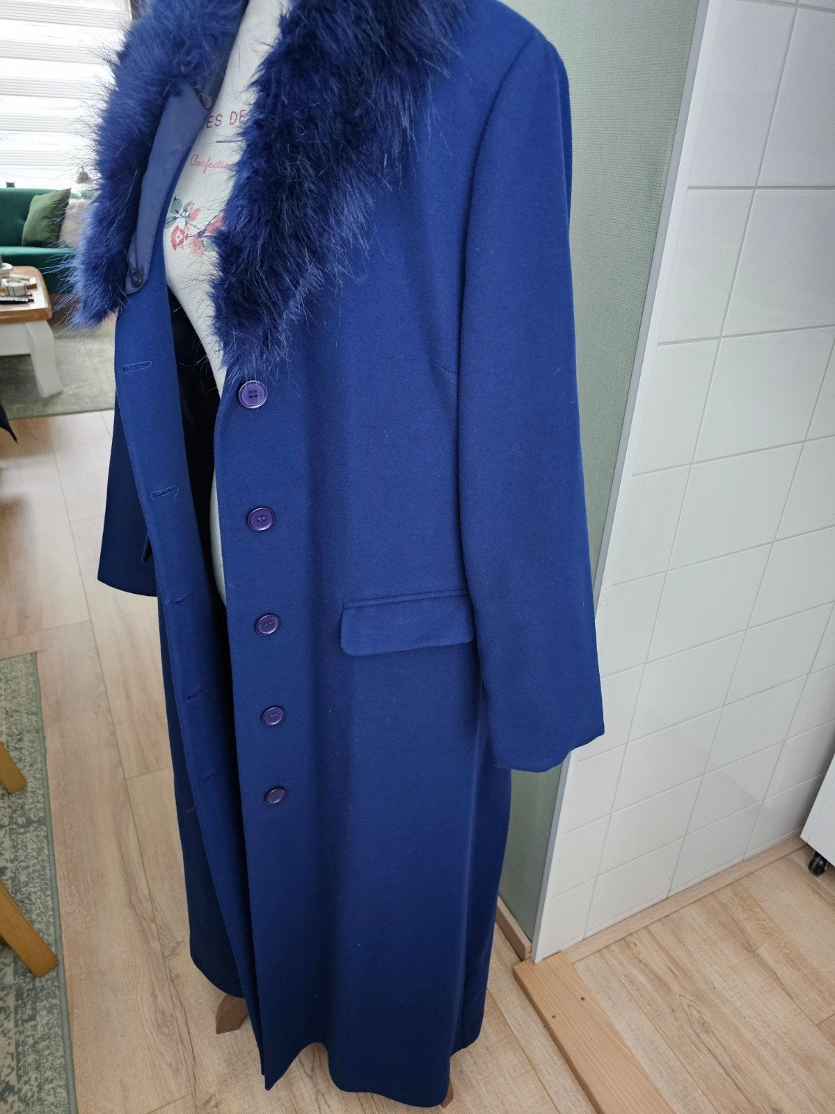 Prachtige Blauwe Mantel Maat 46 Incl.verzenden € 60,-, Maat 46/48 (XL) of groter, Zo goed als nieuw, Alvina, Verzenden