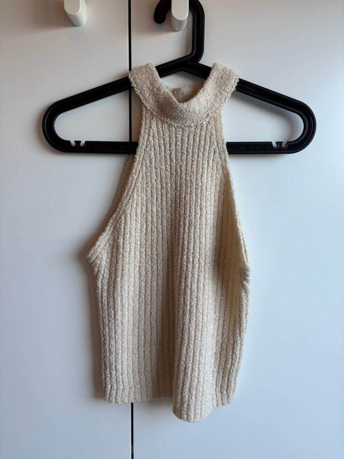NA-KD top, Beige, Ophalen of Verzenden, Zo goed als nieuw, Zonder mouw