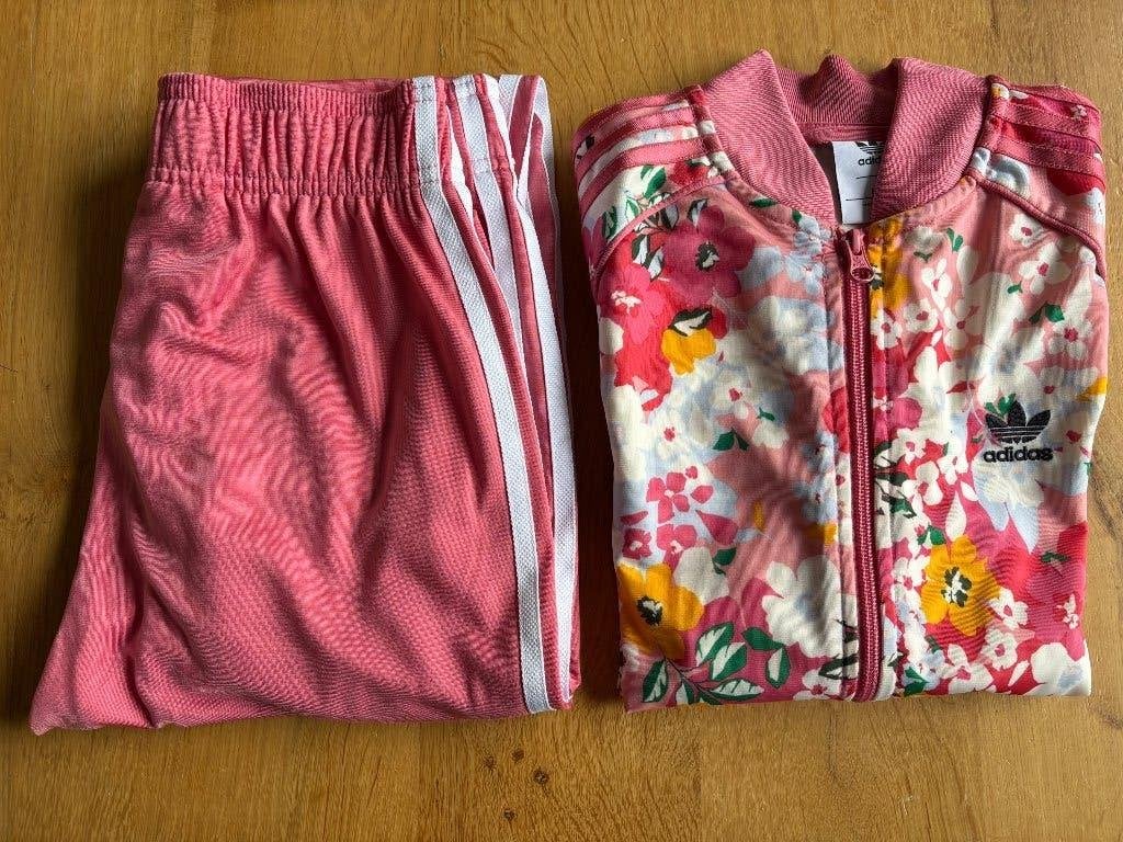 Adidas trainingspak maat 152, Kinderen en Baby's, Kinderkleding | Maat 152, Ophalen, Adidas, Gebruikt, Meisje