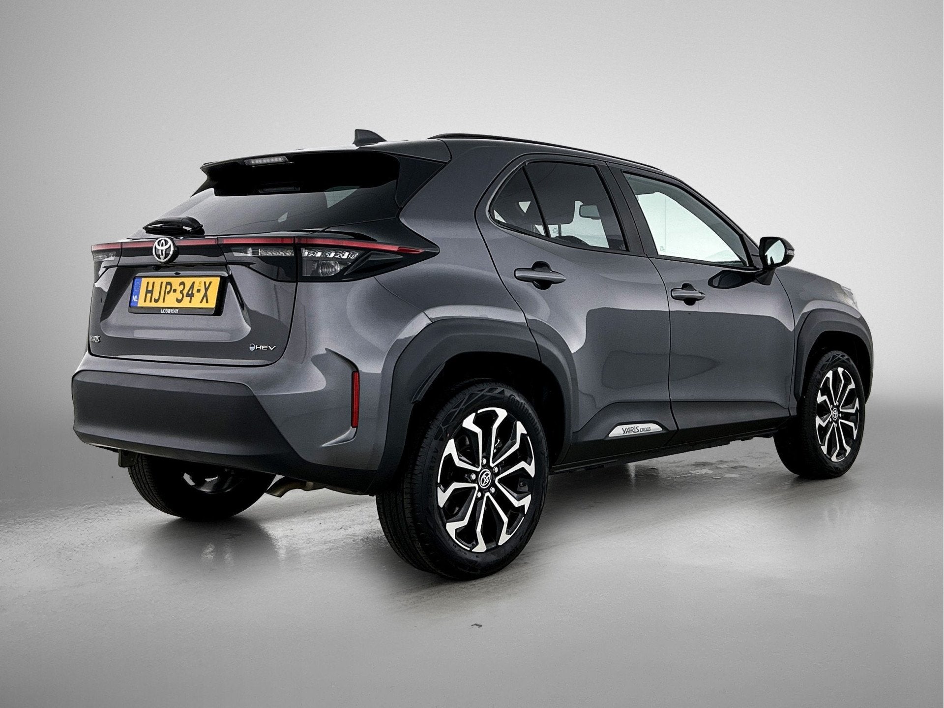 Toyota Yaris Cross 1.5 Hybrid 115 First Edition | BTW Voertu, 12 maanden, Stof, Gebruikt, 116 pk