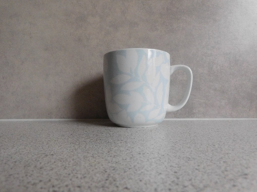 Cappuccino Mok 9,5x9 cm. Blauw Bloem Douwe Egberts, Ophalen of Verzenden, Zo goed als nieuw, Overige stijlen, Kop(pen) en/of Schotel(s)