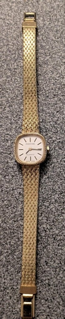 elegante horloge met goudkleurig bandje, Overige merken, Overige materialen, Polshorloge, Overige materialen