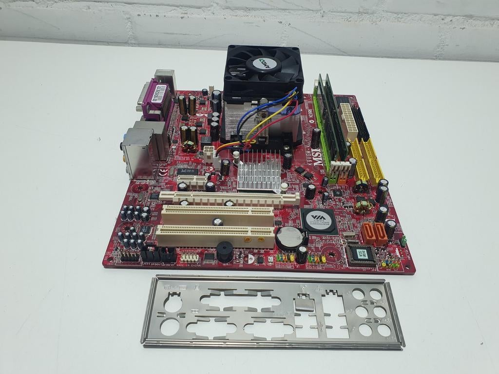 MSI K9VGM-V AM2 + Athlon 64 X2 4600+ + 2GB DDR2, ., Refurbished, Ophalen of Verzenden, Socket AM2
