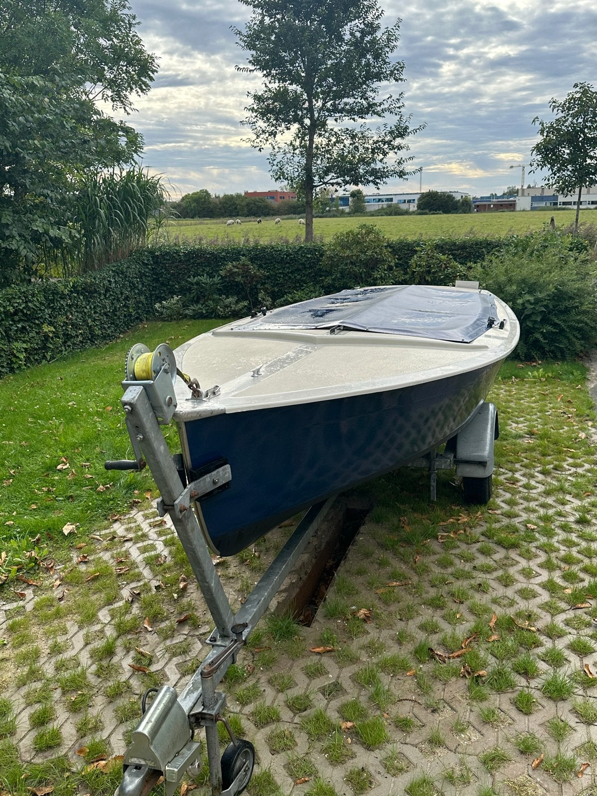 Volksboot 480 - Complete set met trailer en motor, Ophalen, Gebruikt, Polyester, Volksboot