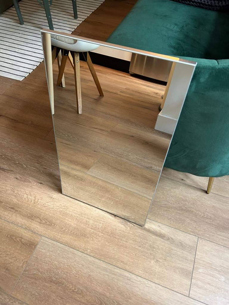 Moderne spiegel – 40x70 cm, Ophalen, Minder dan 50 cm, Zo goed als nieuw, Minder dan 100 cm