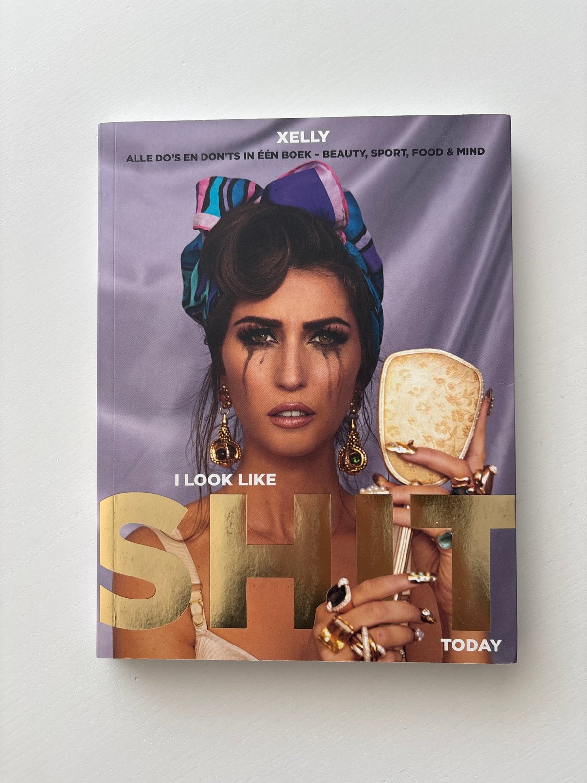 Xelly Cabau van Kasbergen - I Look Like Shit Today, Verzenden, Zo goed als nieuw, Gezondheid en Conditie