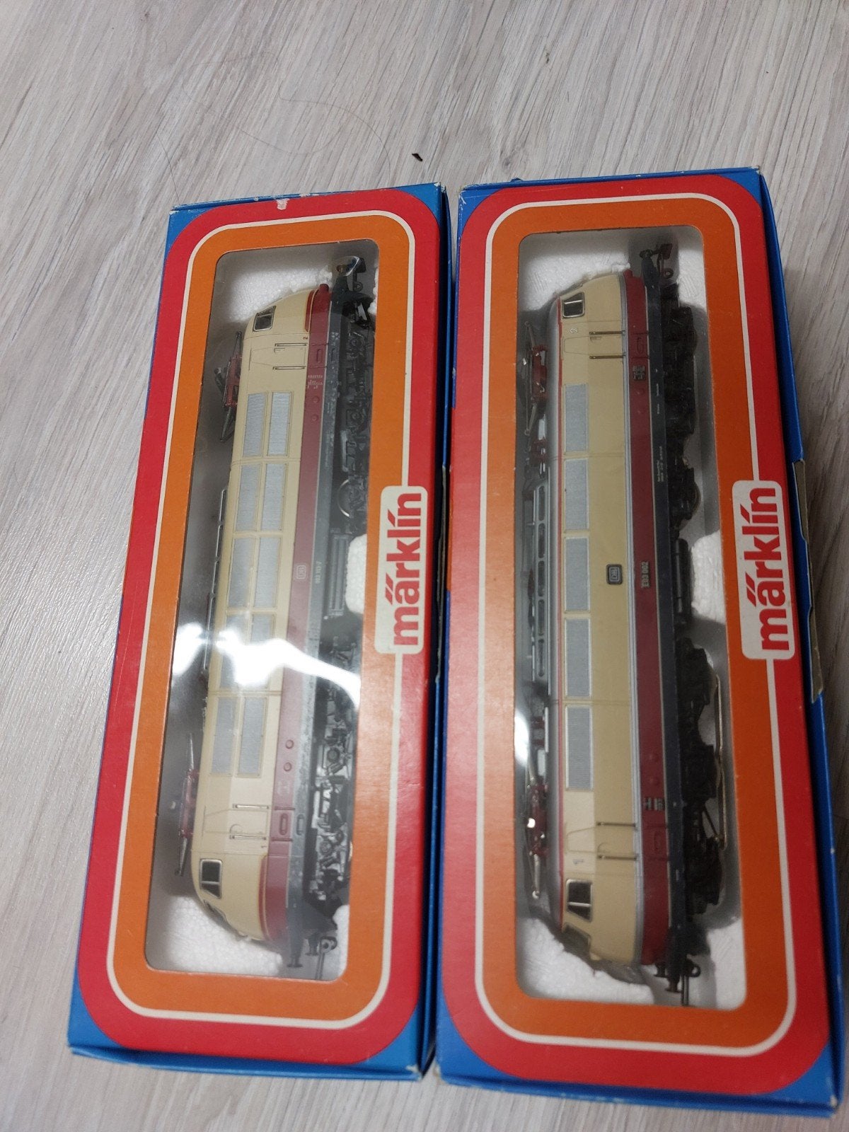 Märklin 3053 en 3054 E03 103 serie, Wisselstroom, Wagon, Ophalen of Verzenden, Zo goed als nieuw