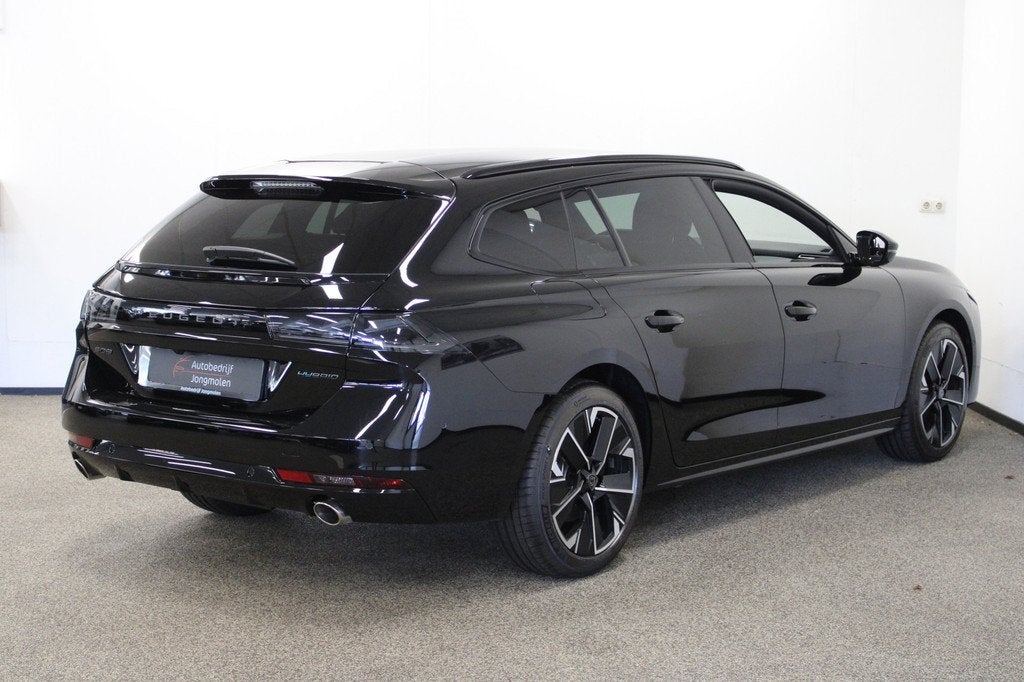 Peugeot 508 SW 1.6 HYbrid 180 Allure (bj 2025, automaat), Auto's, Peugeot, Euro 6, 4 cilinders, Leder en Stof, Zwart