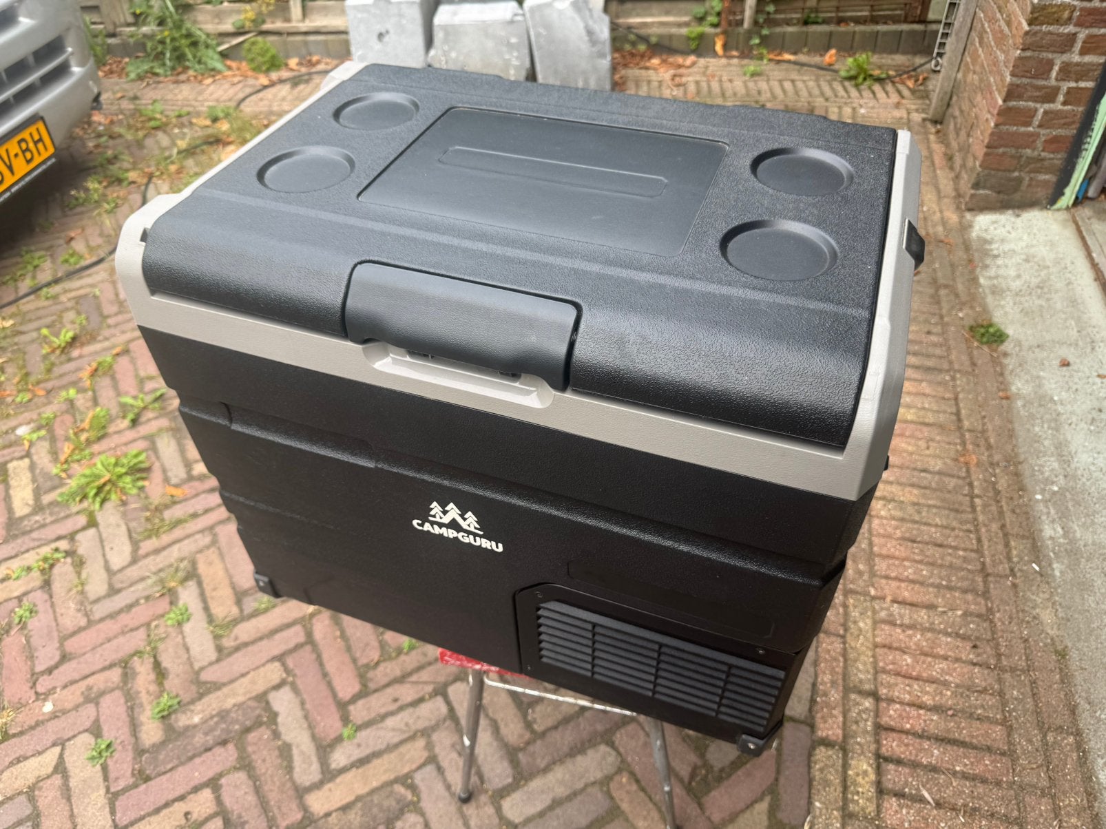 Campgura 45ltr koelbox 12/24VDC en 230VAC adapter met defect, Ophalen, Gebruikt, Koelbox, Compressor