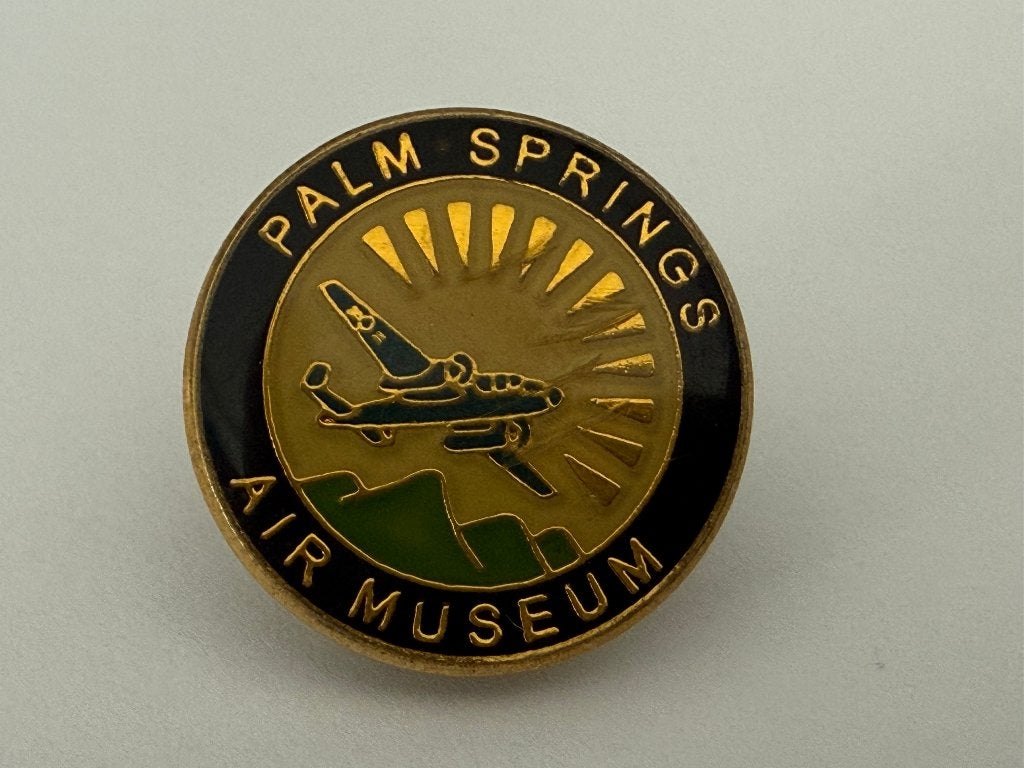 Pin Palm Springs Air Museum, Ophalen of Verzenden, Nieuw, Overige onderwerpen, Speldje of Pin