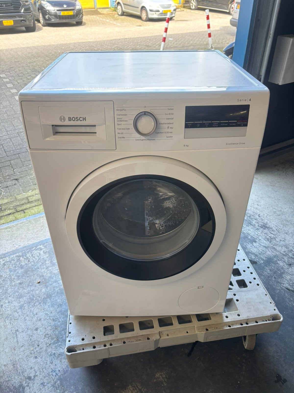 Bosch serie 4 wasmachine - voorlader - 8kg, 1200 tot 1600 toeren, Minder dan 85 cm, -, -