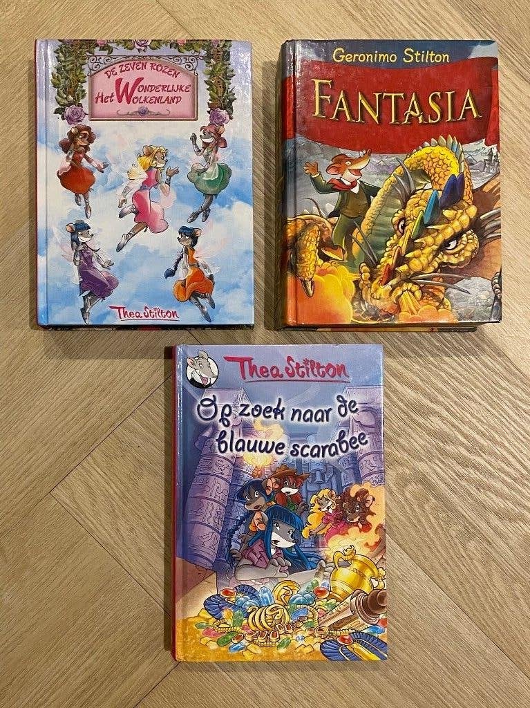 Drie boeken van Geronimo en Thea Stilton Fantasia, Scarabee, Ophalen of Verzenden, Zo goed als nieuw, Thea Stilton