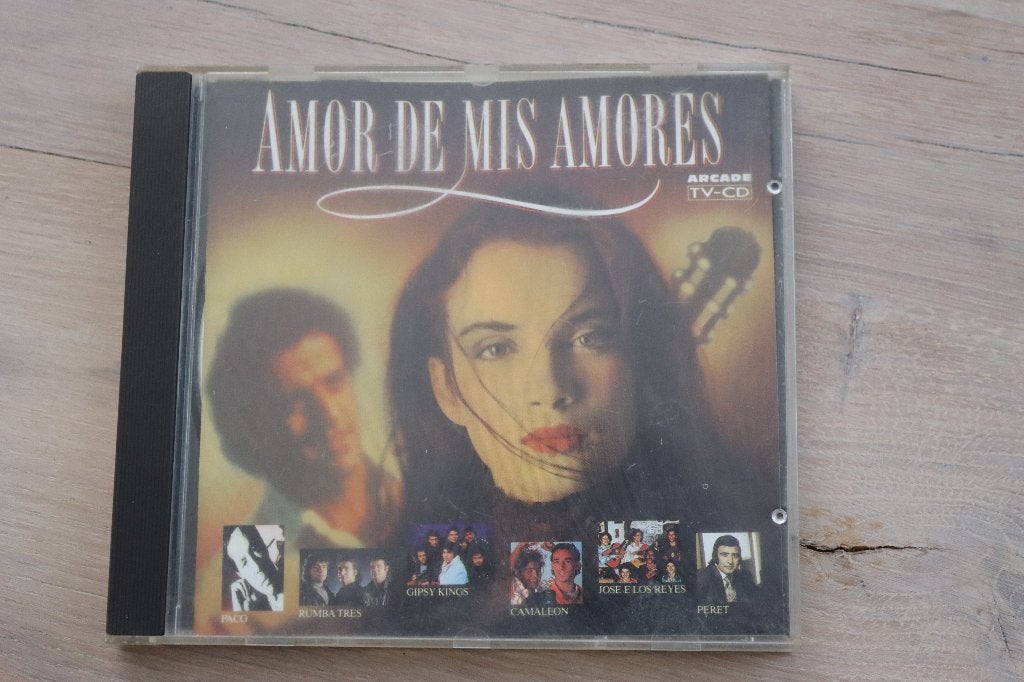 CD’s Amor de mis amores deel 1 en deel 2, Ophalen of Verzenden, Zo goed als nieuw, Latin en Salsa, Verzamelalbum