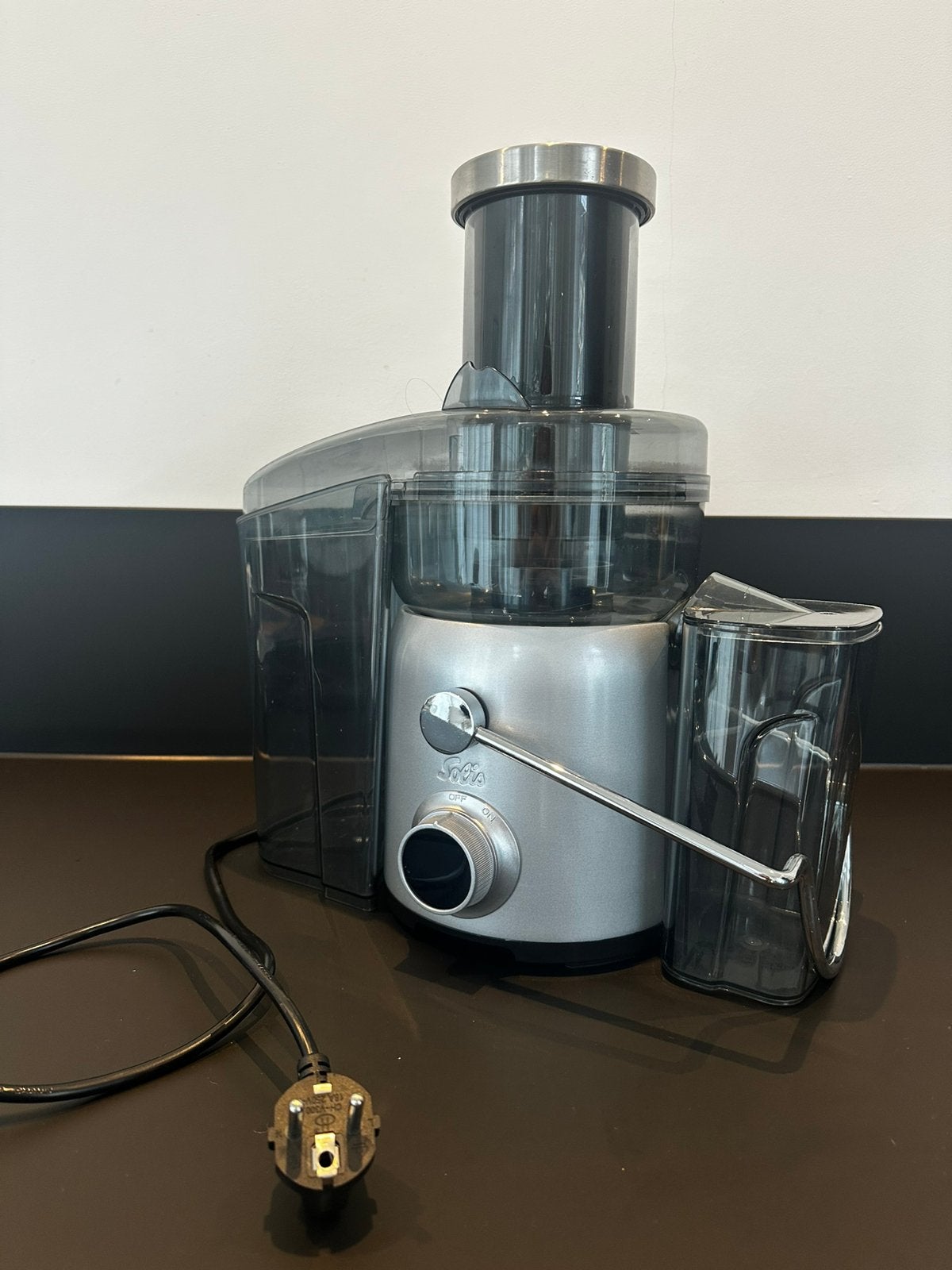 Solis Sapcentrifuge - 8451, Ophalen of Verzenden, Zo goed als nieuw, Sapcentrifuge