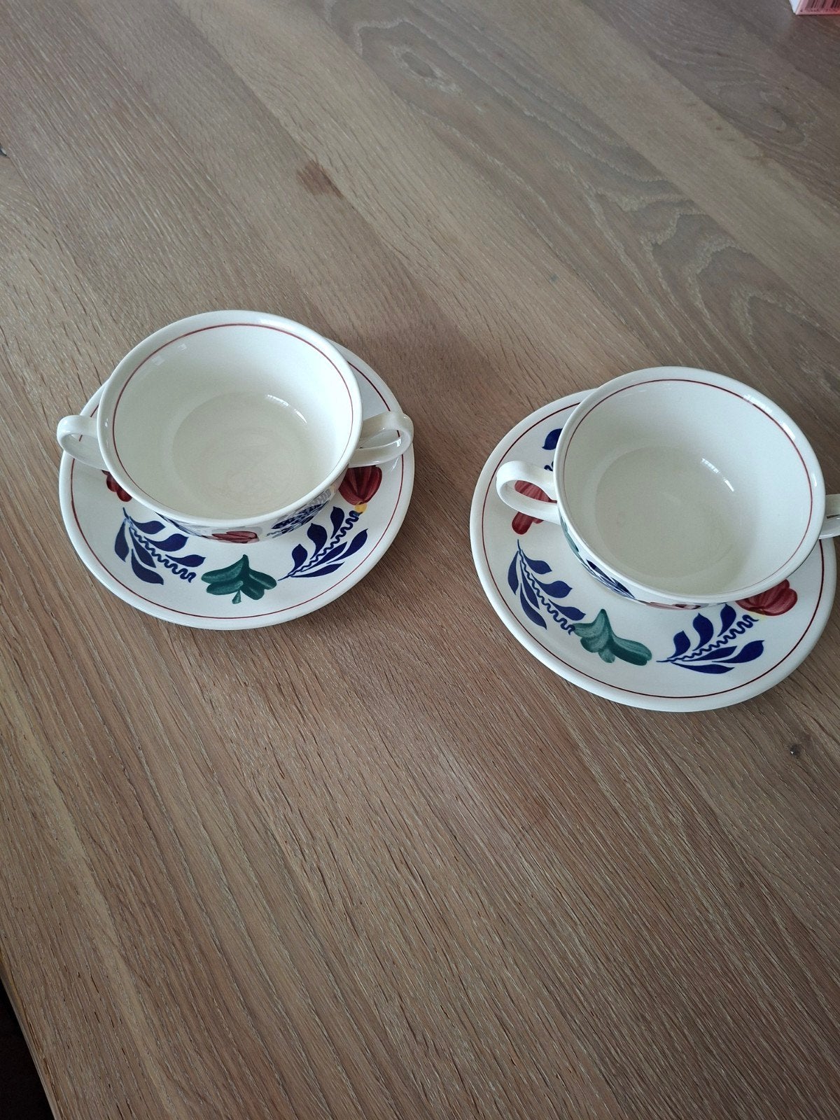 2 boerenbont soepkommen, Ophalen of Verzenden, Zo goed als nieuw, Aardewerk, Kom(men)