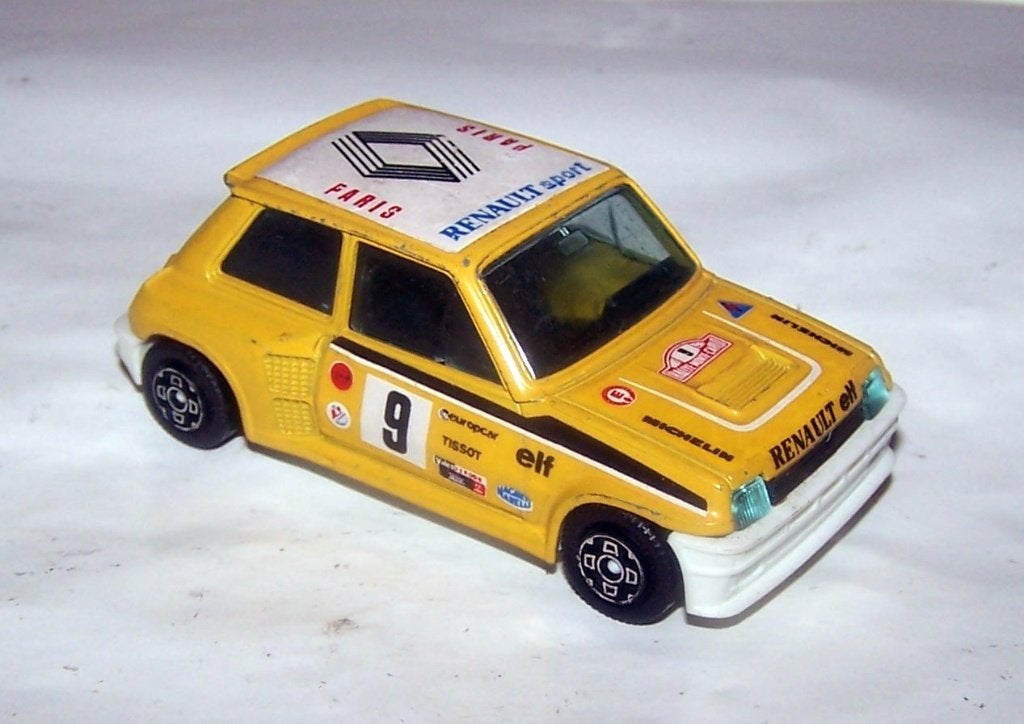 Bburago Renault 5 Turbo Rally. 1/43. Izgs., Hobby en Vrije tijd, Modelauto's | 1:43, Ophalen of Verzenden, Zo goed als nieuw, Auto