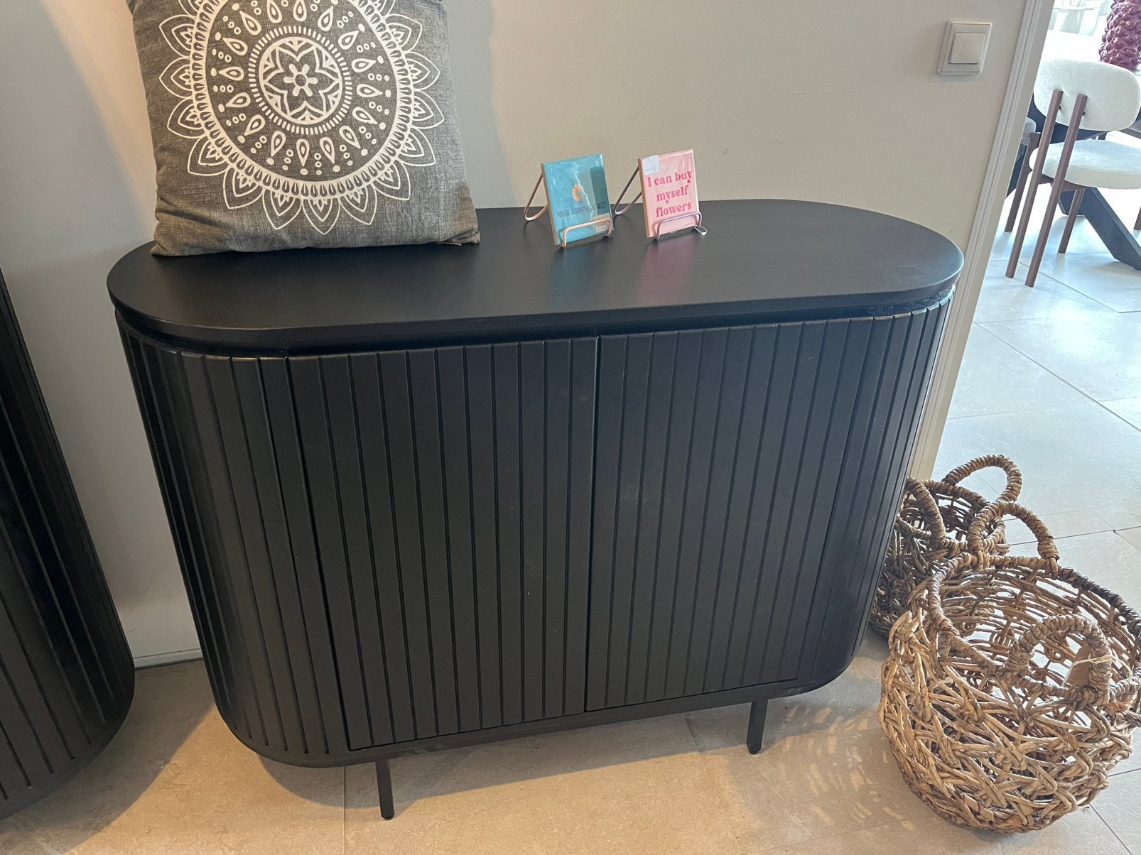 Magazijn leegverkoop dressoir retro Noor zwart mangohout, Hout, Zwart, Nieuw, Ophalen of Verzenden