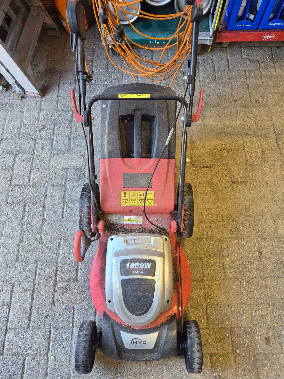 Grasmaaier - Gratis af te halen (met lichte roest), Gebruikt, Elektrische grasmaaier, HVC, Ophalen of Verzenden