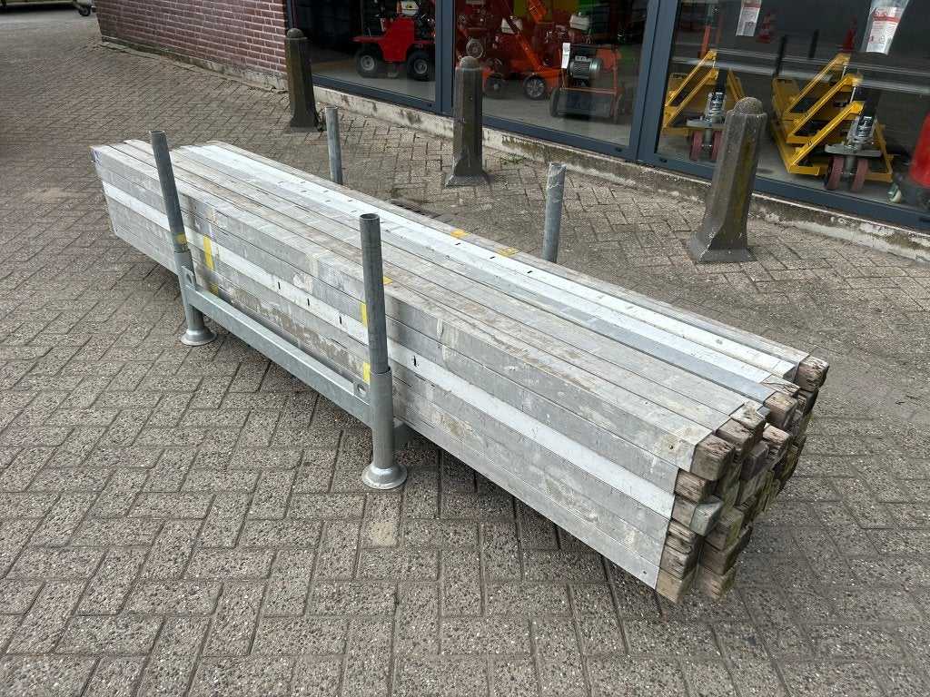 Aluminium metselprofielen/metselprofiel 3.00M gebruikt, Ophalen, Gebruikt