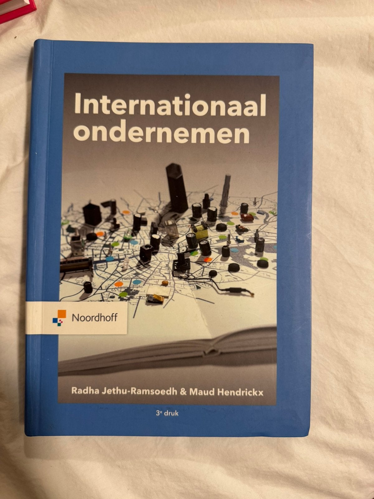 Internationaal ondernemen 3e druk, Ophalen of Verzenden, Zo goed als nieuw, Management