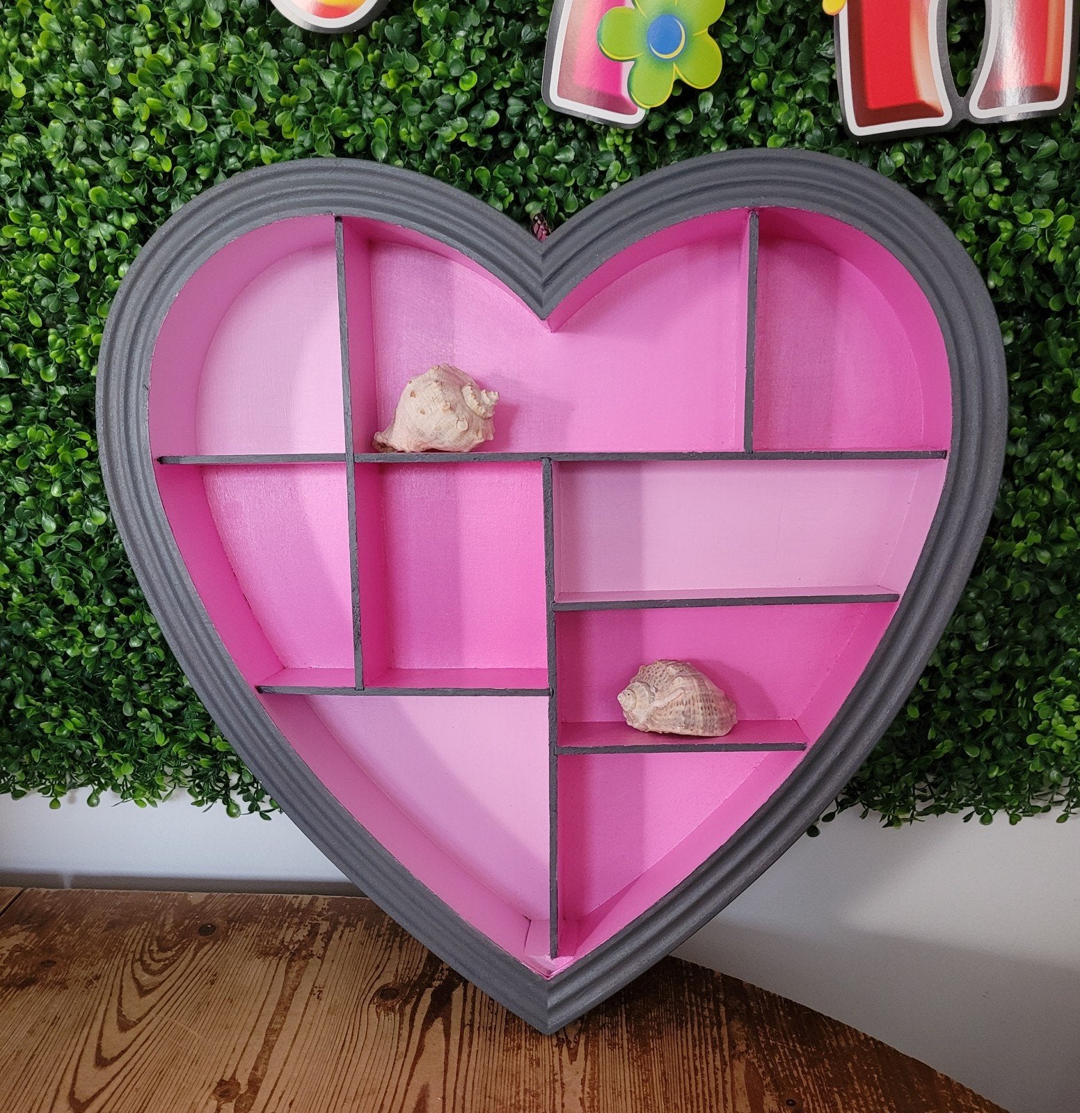 Houten opgeknapte hartvormige letterbak, Huis en Inrichting, Woonaccessoires | Wanddecoraties, Ophalen, Zo goed als nieuw