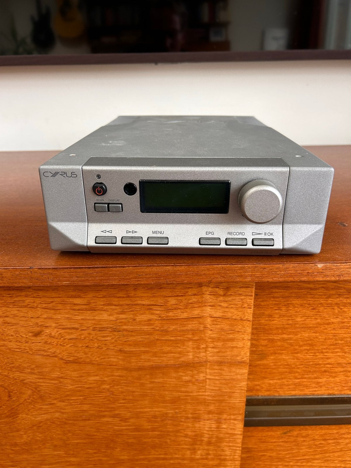 Cyrus 8.0 DAB+ tuner - defect, Verzenden, Niet werkend