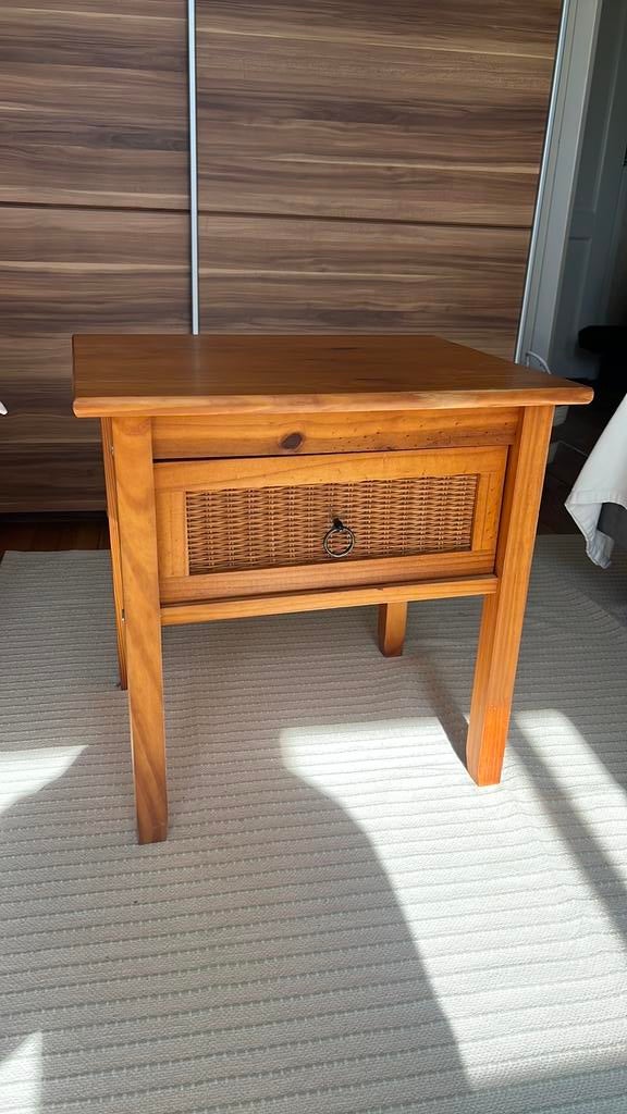 Nachtkastje rotan, Ophalen of Verzenden, Zo goed als nieuw, Minder dan 45 cm