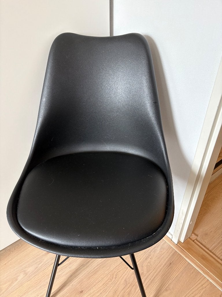 Stoel van de Jysk nieuw, Huis en Inrichting, Stoelen, Ophalen, Nieuw, Eén