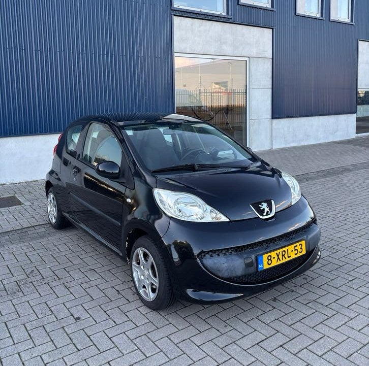 Peugeot 107 – Airco – Nieuwe APK – Toerenteller - Zuinig, Voorwielaandrijving, 765 kg, 4 stoelen, Handgeschakeld