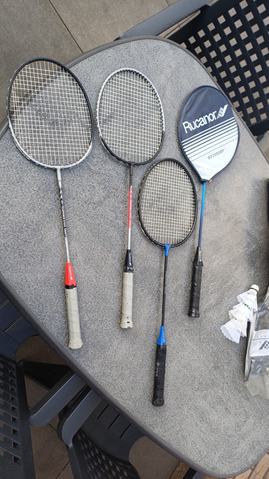 4 x Rucanor badminton rackets met shuttles, Ophalen