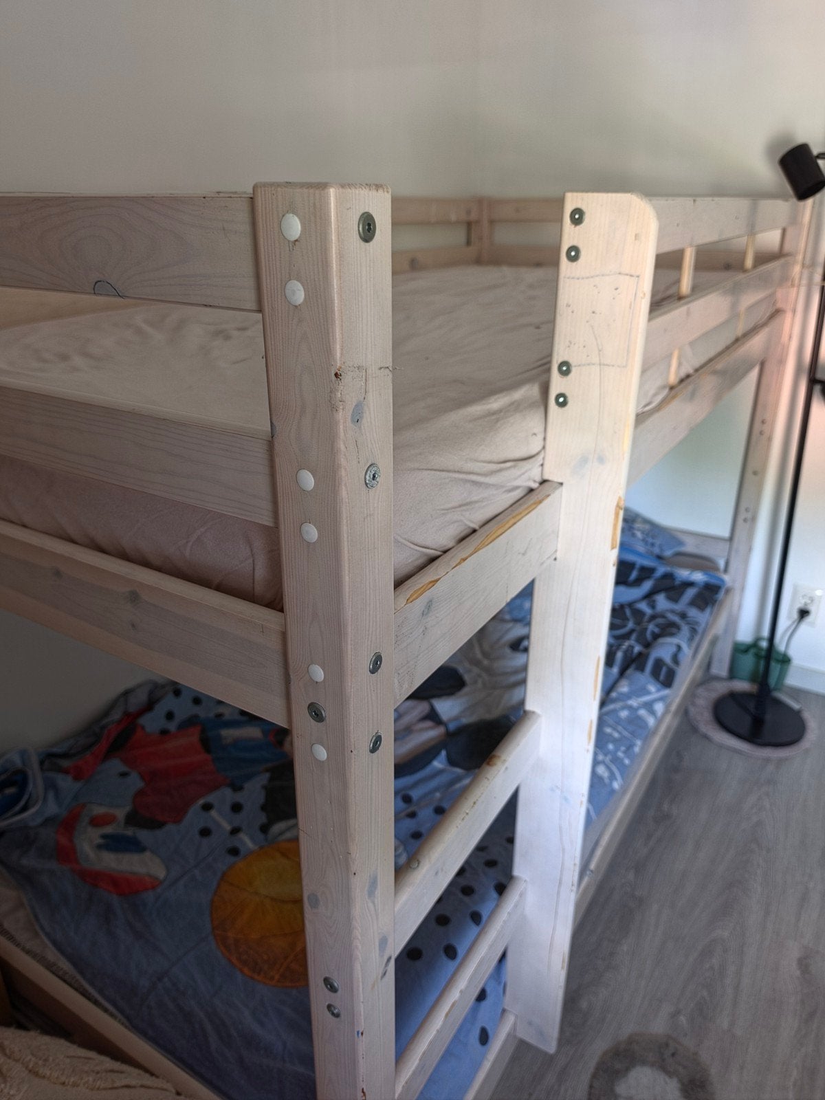 Stapelbed 90x200 met matrassen - Hoogte 140cm, Gebruikt, 90 cm, Eenpersoons, Minder dan 160 cm