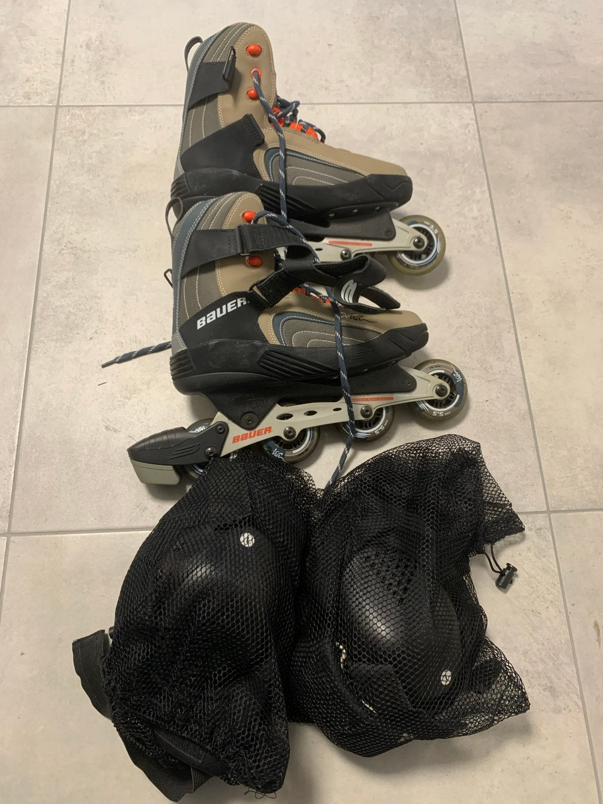2 paar Bauer inline skates met bescherming - Maat 39 en 43, Ophalen, Gebruikt, Overige typen, Bauer
