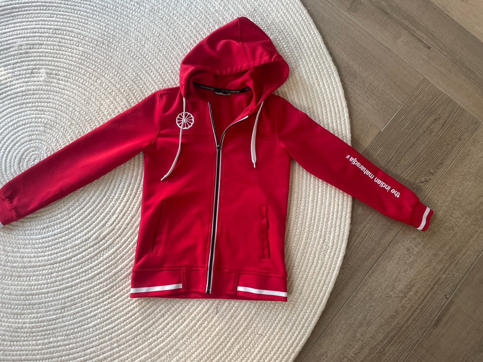 Rood sportvest The Indian Maharadja met naam Sem, Ophalen of Verzenden, Zo goed als nieuw, Maat 34 (XS) of kleiner, Rood