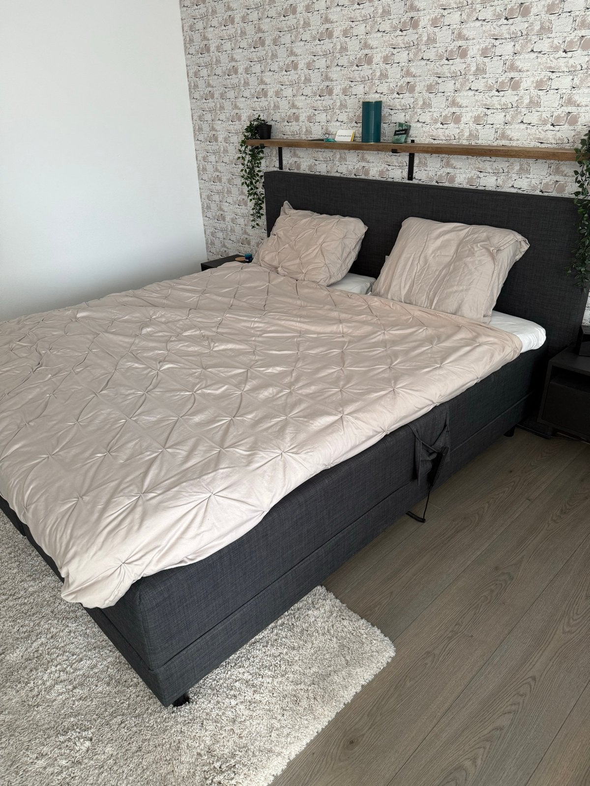 Verstelbaar tweepersoonsbed met nachtkastjes, 210 cm, Tweepersoons, Ophalen of Verzenden, 180 cm