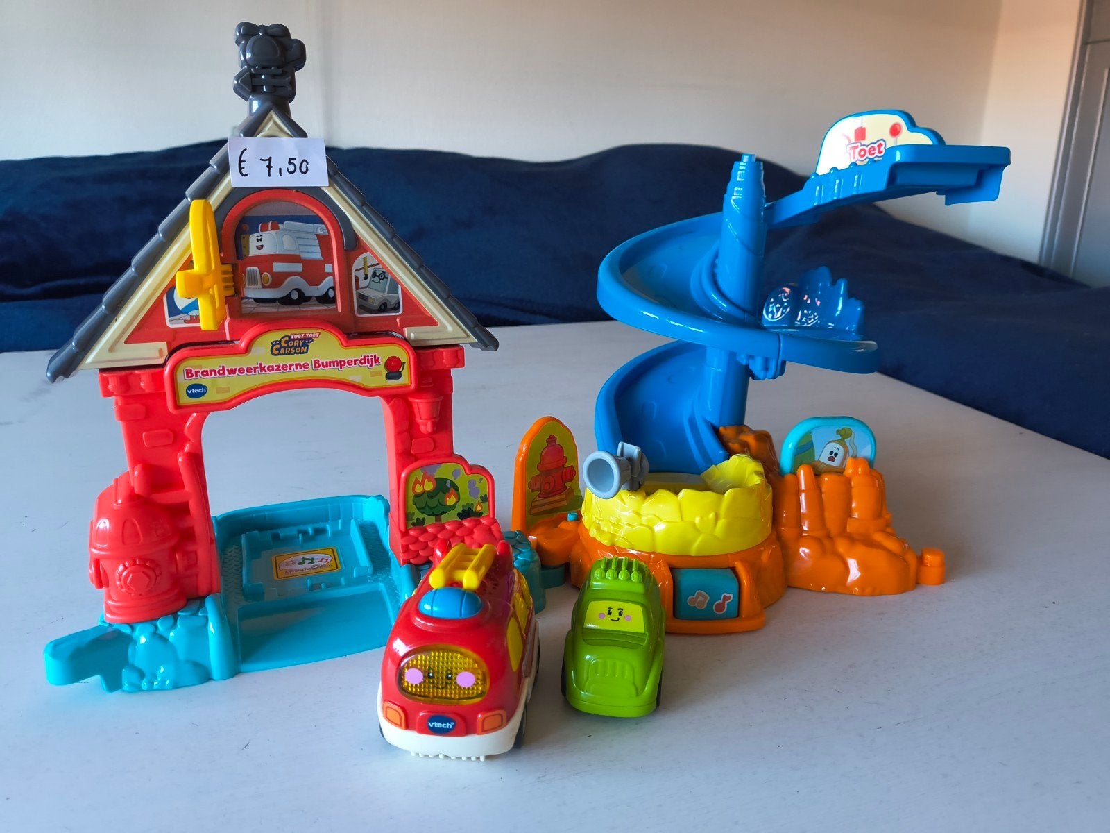 VTech Toet Toet Auto's Brandweerkazerne en Spiraalbaan, Ophalen, Gebruikt, Jongen of Meisje