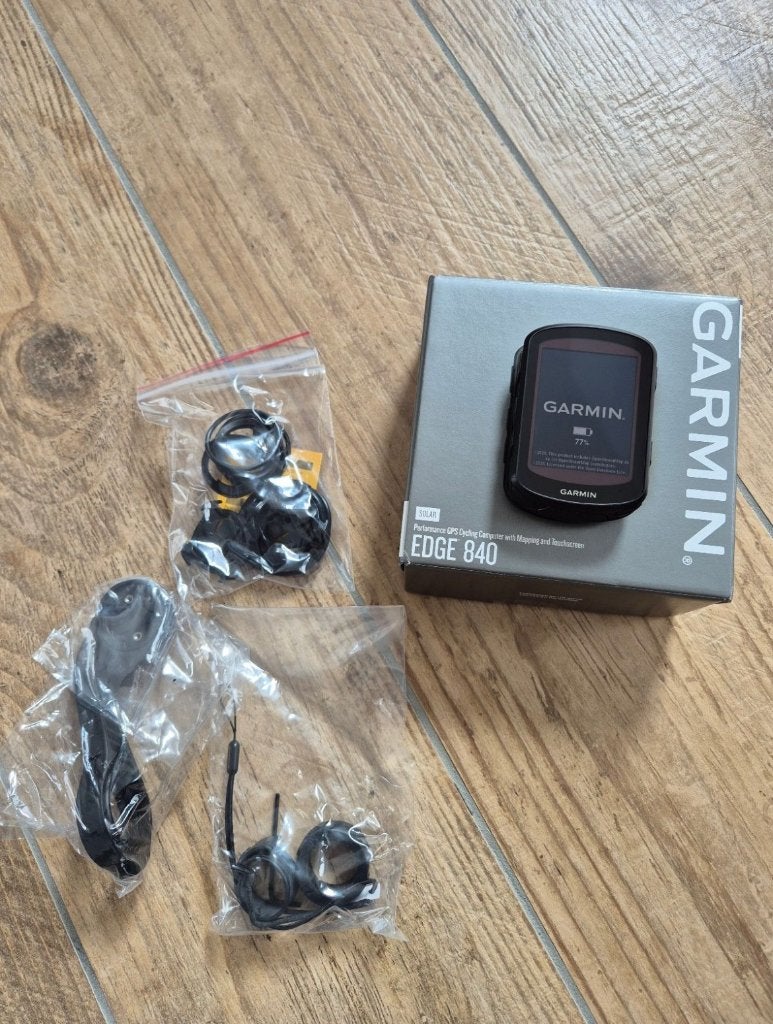 Garmin edge 840 solar ZGAN, Fietsen en Brommers, Ophalen of Verzenden, Zo goed als nieuw