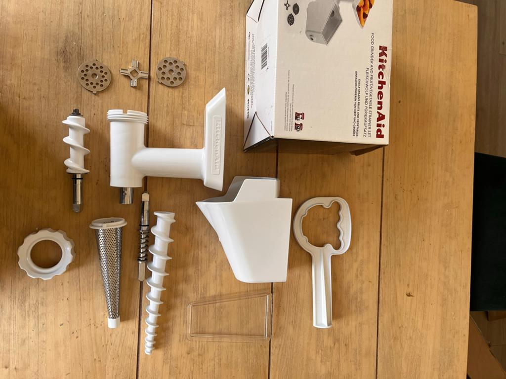 KitchenAid Vleesmolen en Fruitzeef Set 5KSMFVSFGA, Ophalen of Verzenden, Zo goed als nieuw