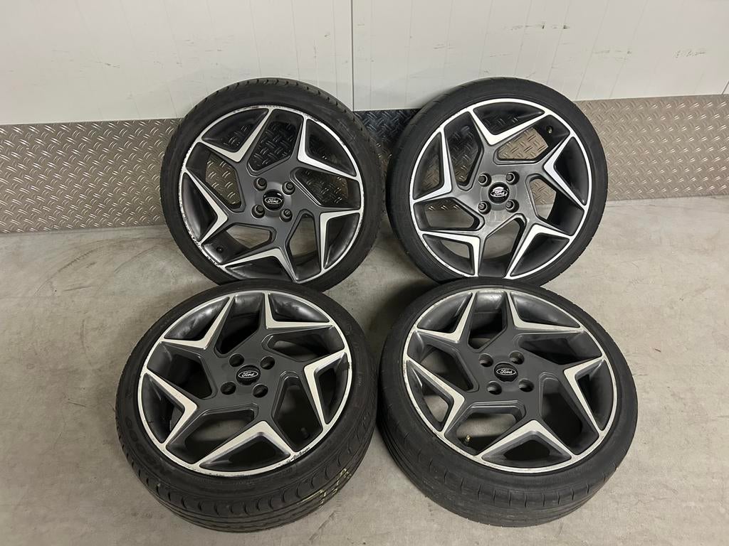 Ford Fiesta ST 18 inch Mk8 bi-colour zomer + TPMS, Auto-onderdelen, Banden en Velgen, Ophalen, 18 inch, Gebruikt, Ford