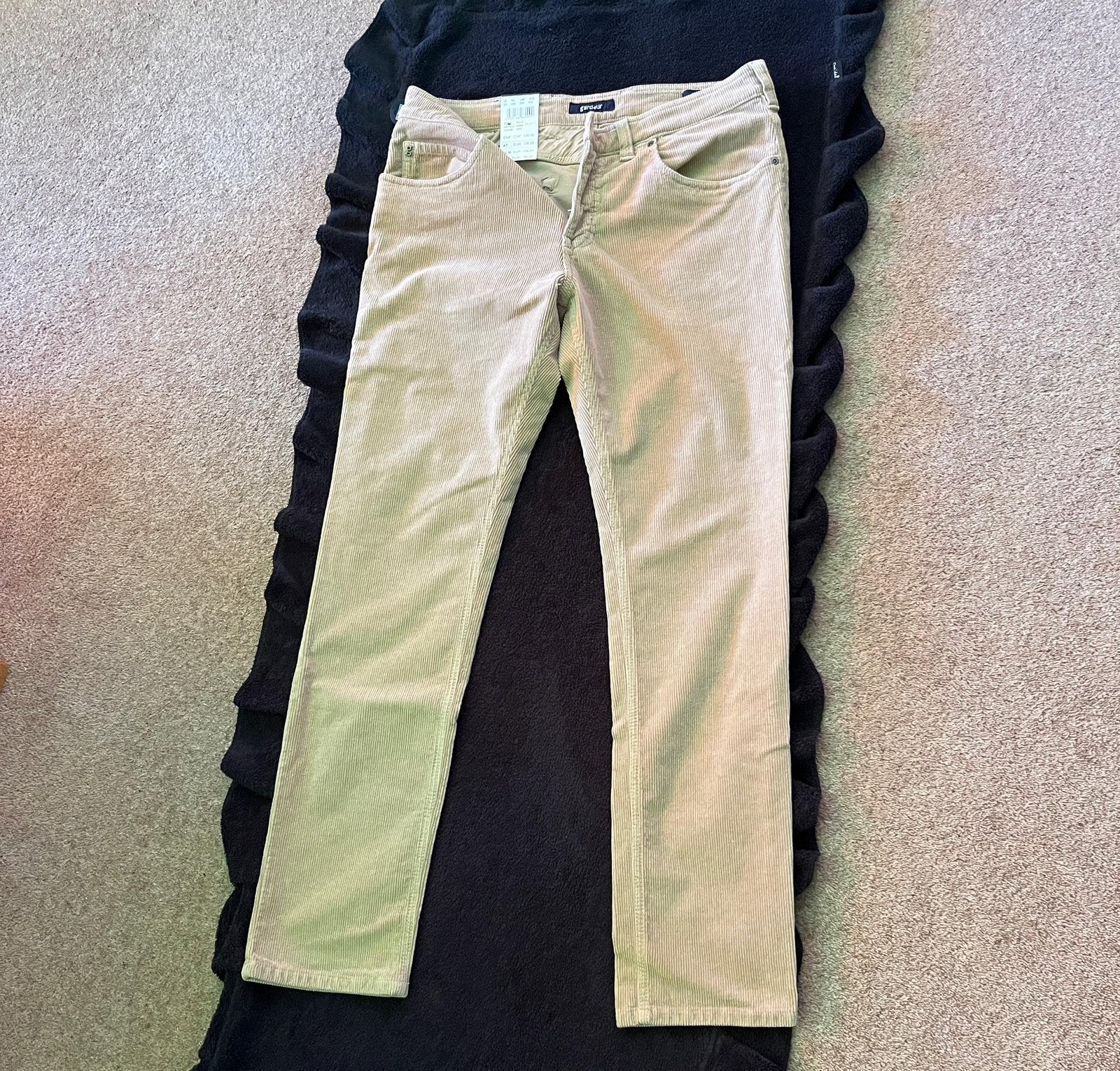 Nieuwe Gardeur Bill-3 Organic Corduroy Ribbroek, Kleding | Dames, Broeken en Pantalons, Ophalen of Verzenden, Nieuw, Beige, Lang