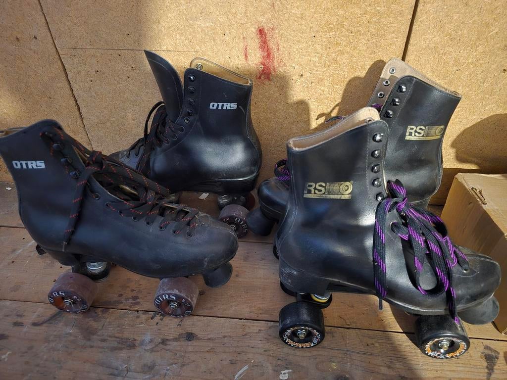 3 paar Vintage Zwarte Roller Skates - OTRS & RSIO, Ophalen of Verzenden, Gebruikt, Dames
