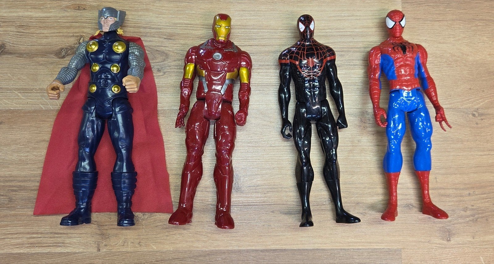 Hasbro Marvel  Ironman, Spiderman, Spiderman Noir & Thor, Ophalen of Verzenden, Gebruikt