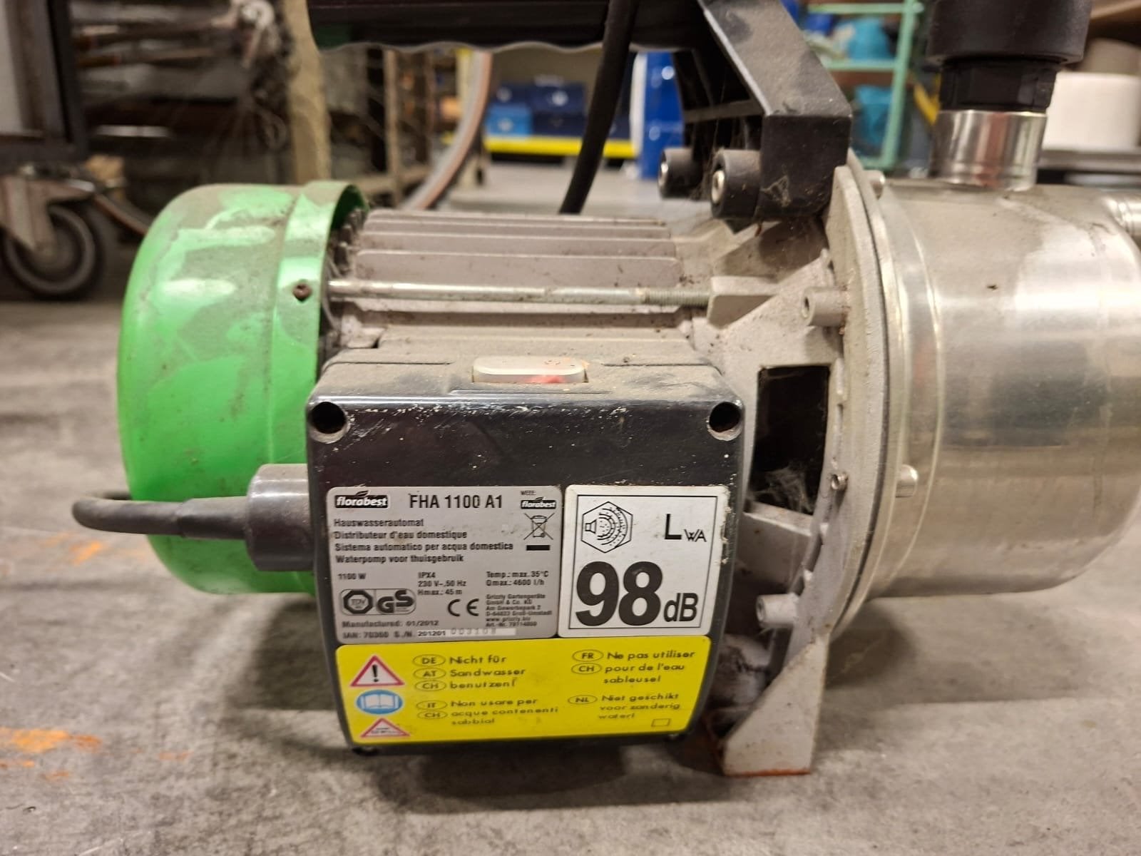 Robben FHA 1100 A1 Hydrofoorpomp - 98 dB, Ophalen, Gebruikt, Elektrisch, Hydrofoorpomp
