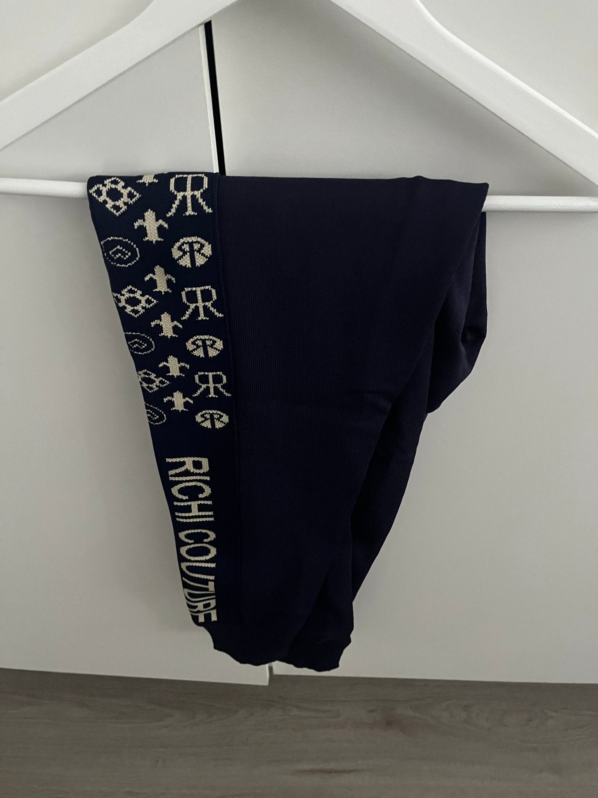 Rich dames pak maat s, Kleding | Dames, Ophalen, Zo goed als nieuw, Maat 38/40 (M)