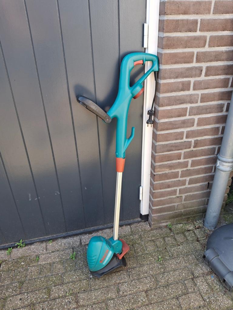 Gras trimmer Bosch art 23, Ophalen of Verzenden, Zo goed als nieuw, 10 tot 30 cm, Bosch