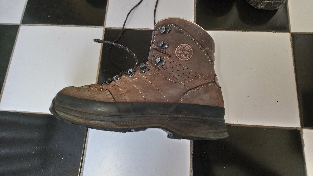 Wandel schoenen Lowa maat 44, Ophalen, Gebruikt, Schoenen