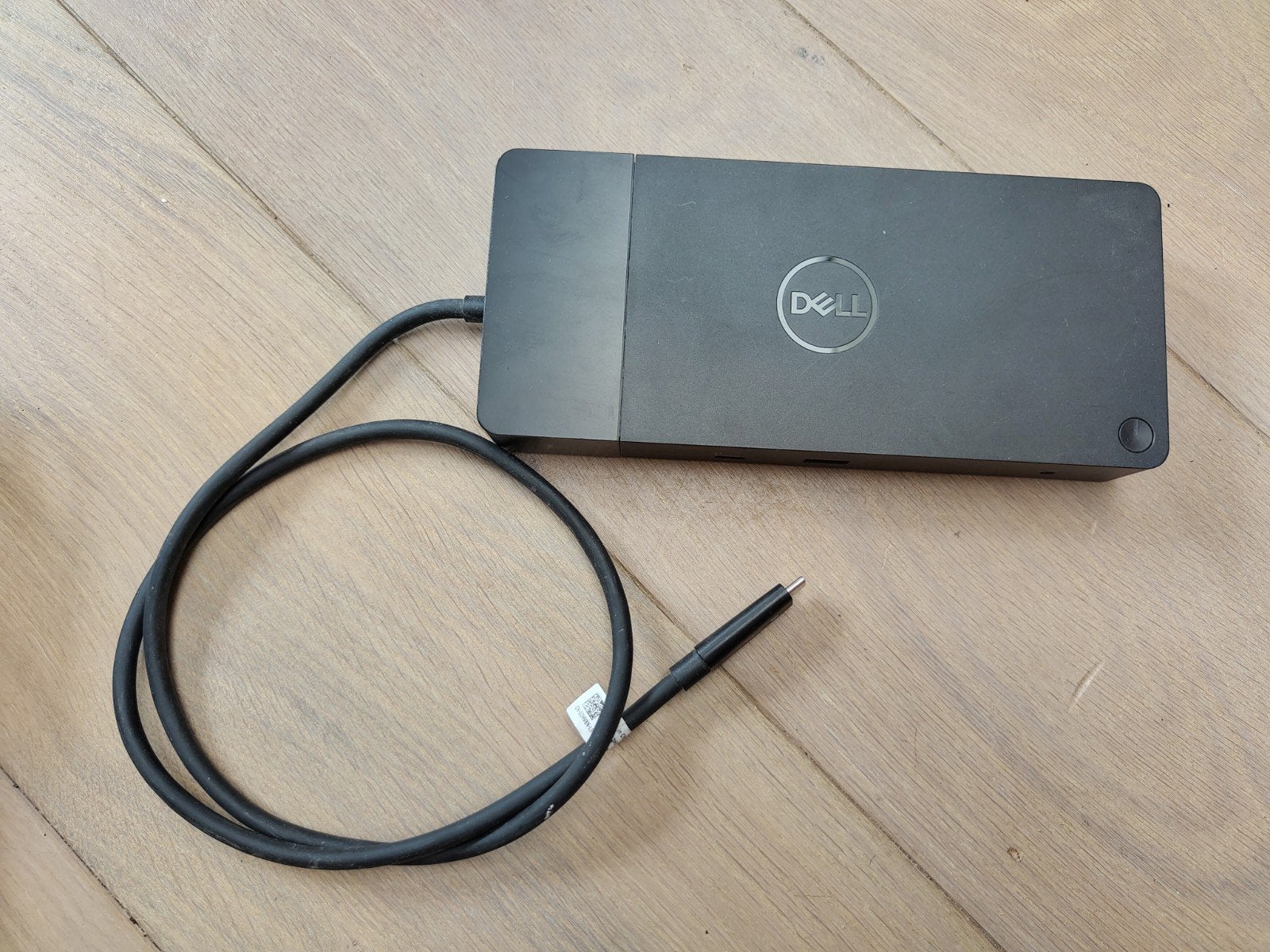Dell Docking Station K20A met Voeding, Computers en Software, Dockingstations, Ophalen of Verzenden, Dell, Docking station, Gebruikt
